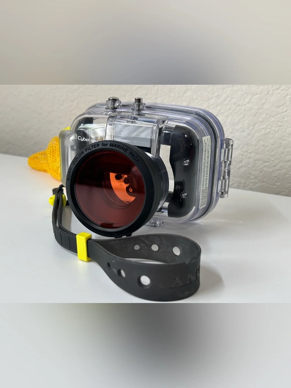 Sony Cyber Shot 40m Marine MPK-WA Pack Underwater Housing DSC-W1/W5/W7